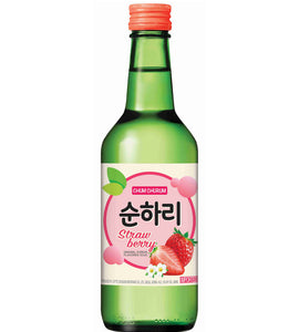 Chum Churum Strawberry 360 mL bottle